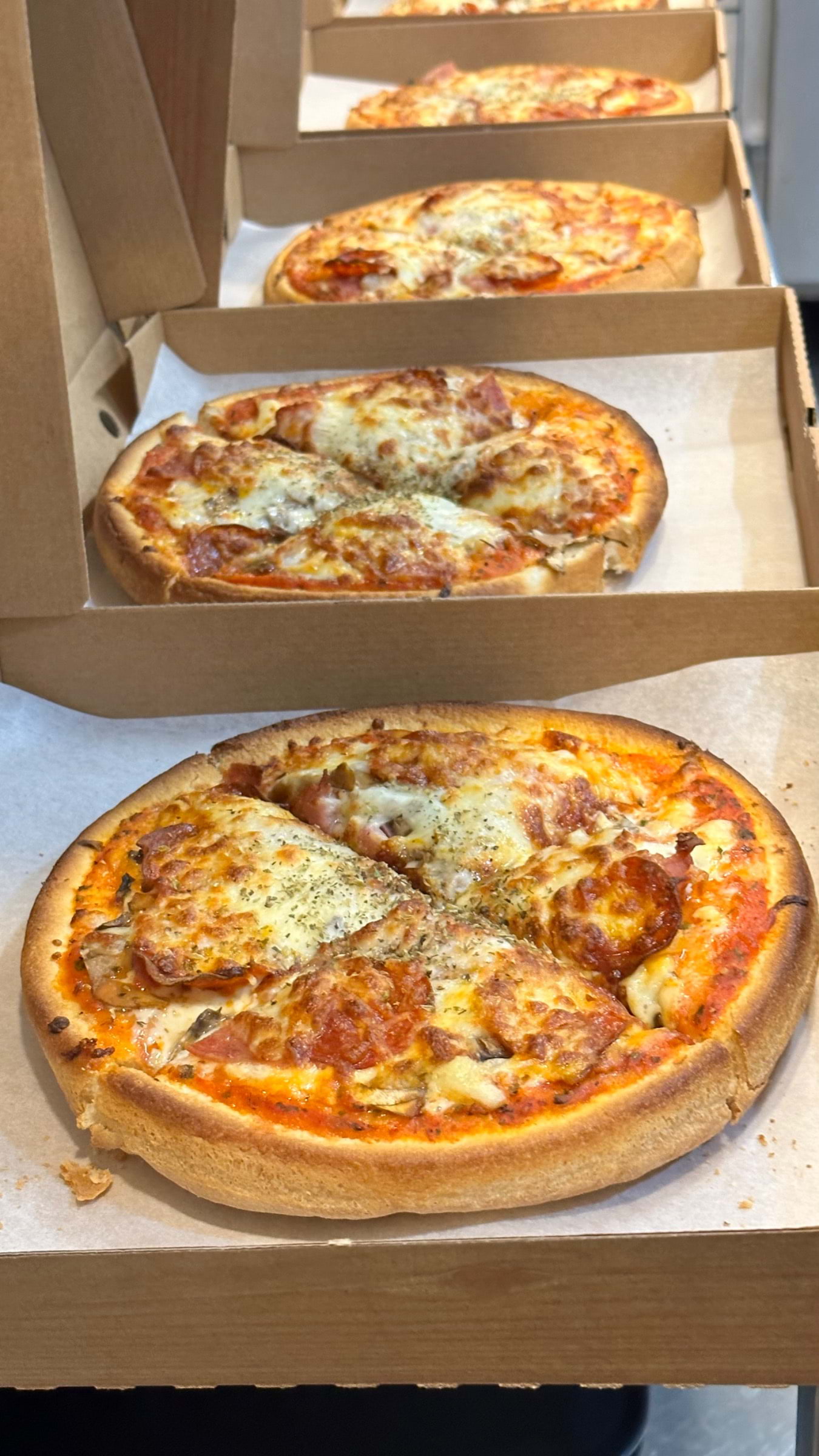 Amerikanska pizzor – Bild från Pizzeria Corella Östermalm av Saeed S. (2023-10-24)
