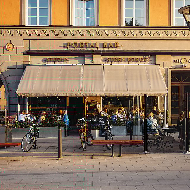 Portal Bar