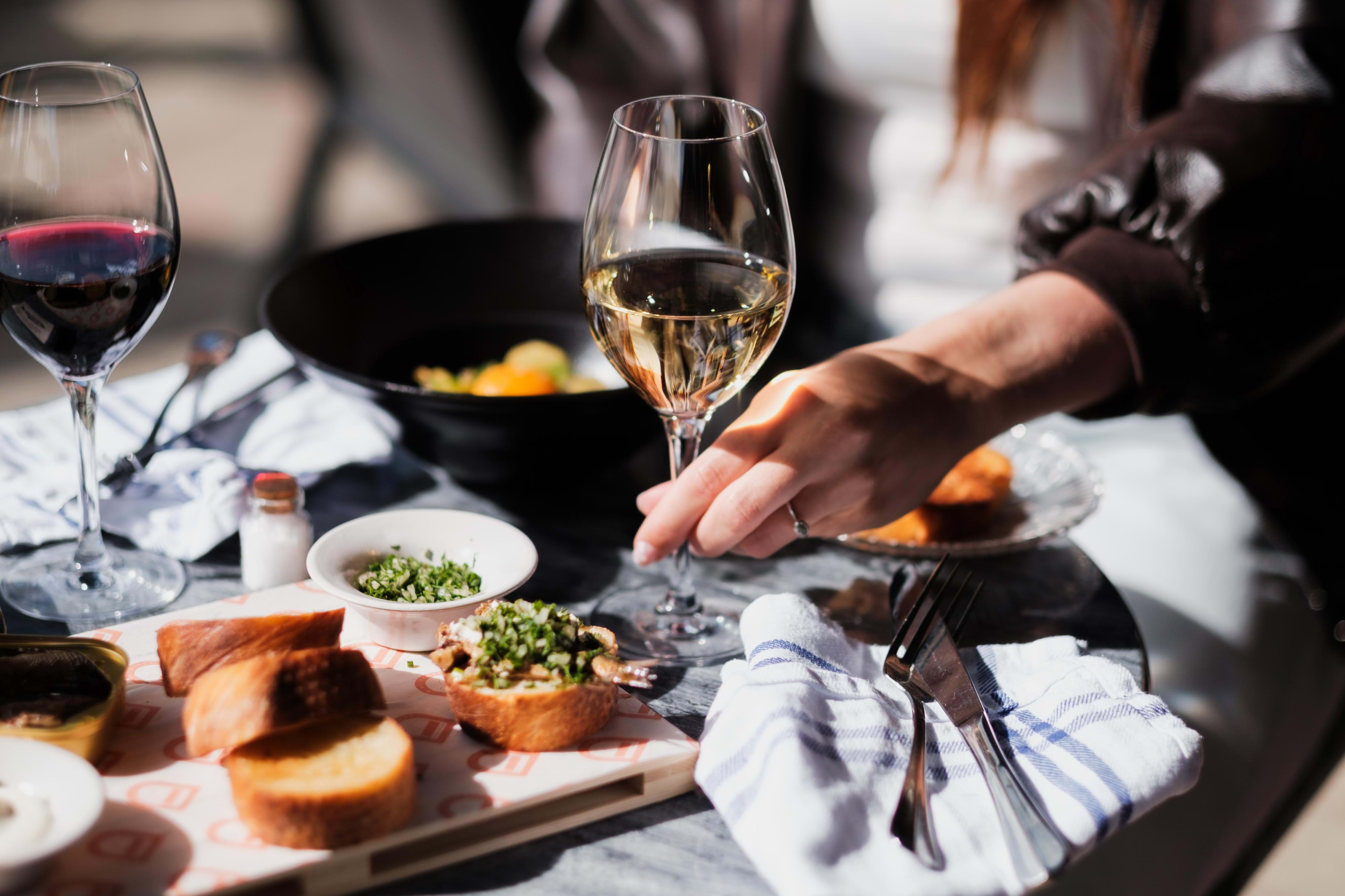 Restaurang Bibliothek Lidingö – Uteserveringar utanför tullarna