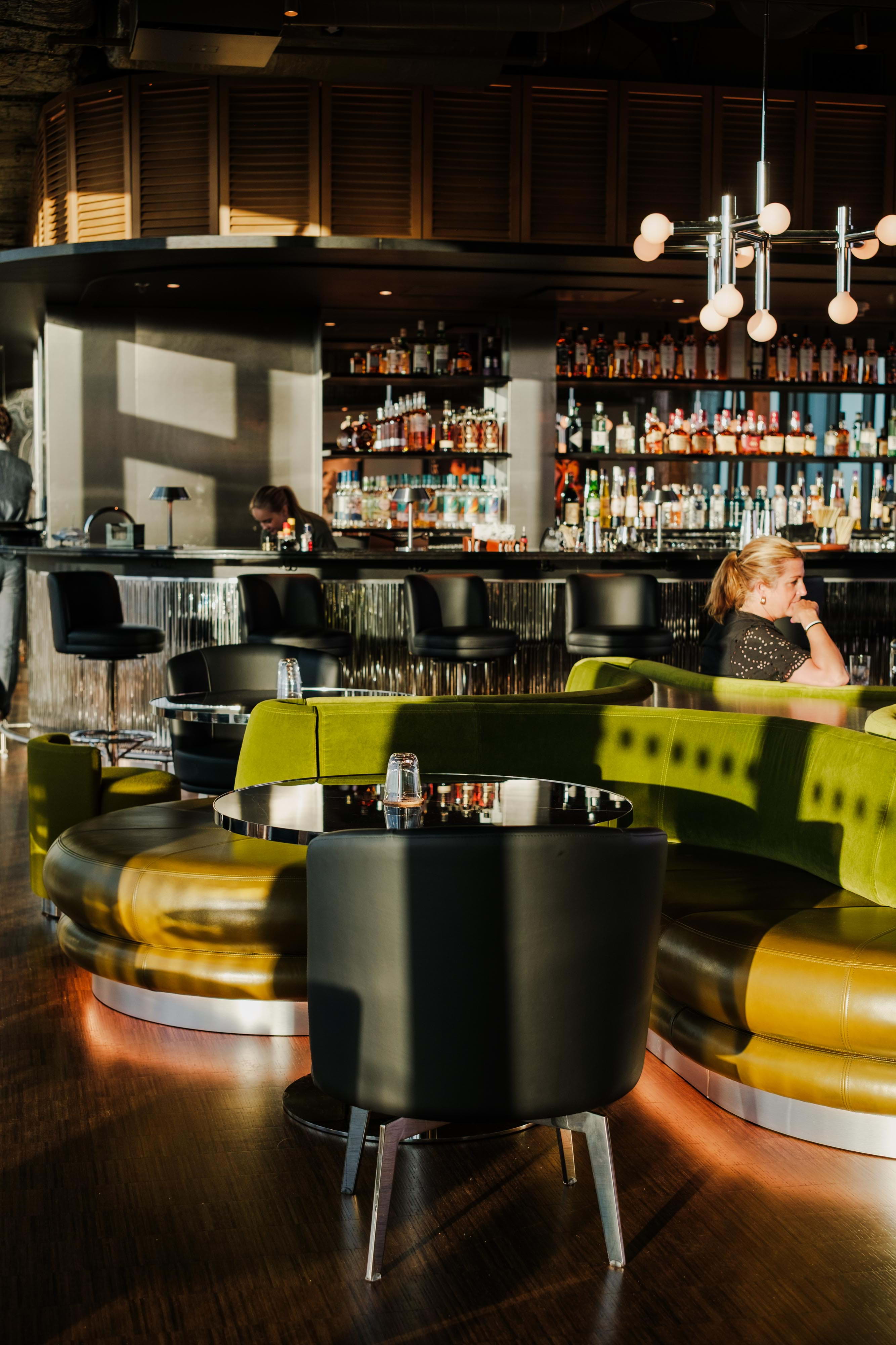 Rex Bar – Takbarer