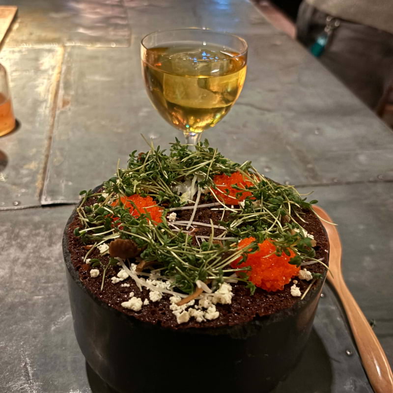 Krispigt rågbröd med ostkräm och tångrom – Photo from Restaurang Hantverket by Lisa M. (12/12/2025)