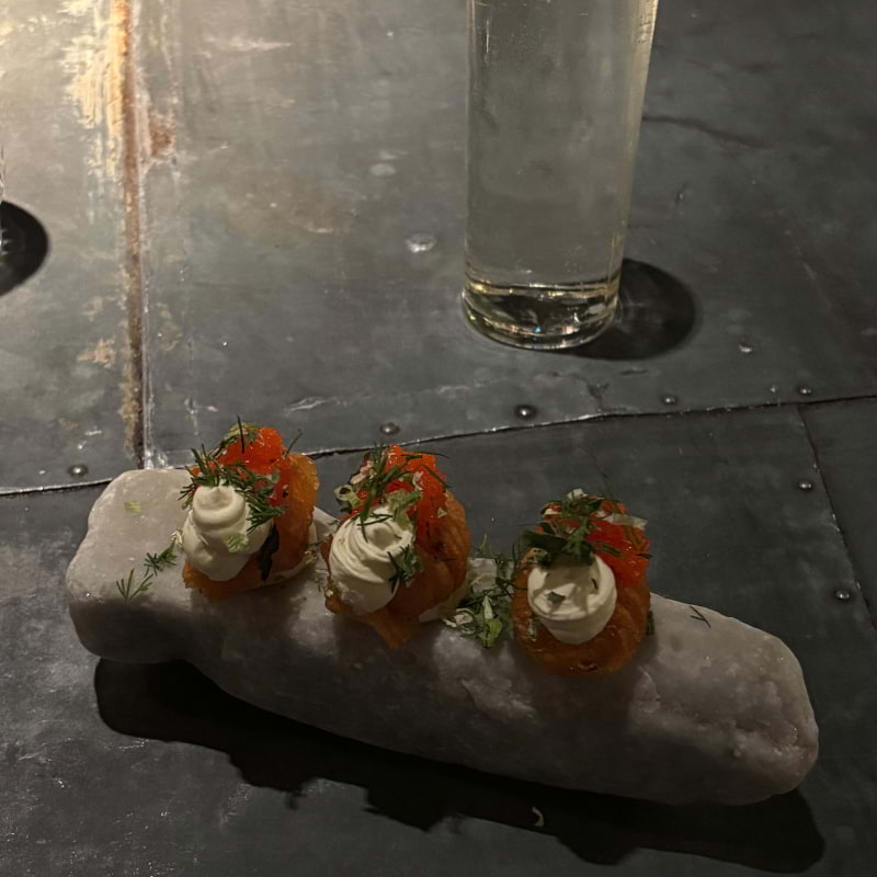 Hasselbackspotatis med smetana och tångrom – Photo from Restaurang Hantverket by Lisa M. (12/12/2025)