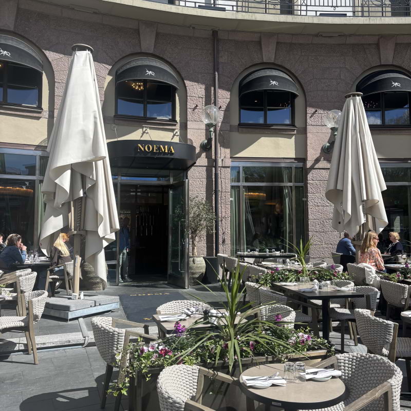 Uteserveringen &ndash; Bild fr&aring;n Restaurang Noema av Lisa&nbsp;M. (2026-05-05)