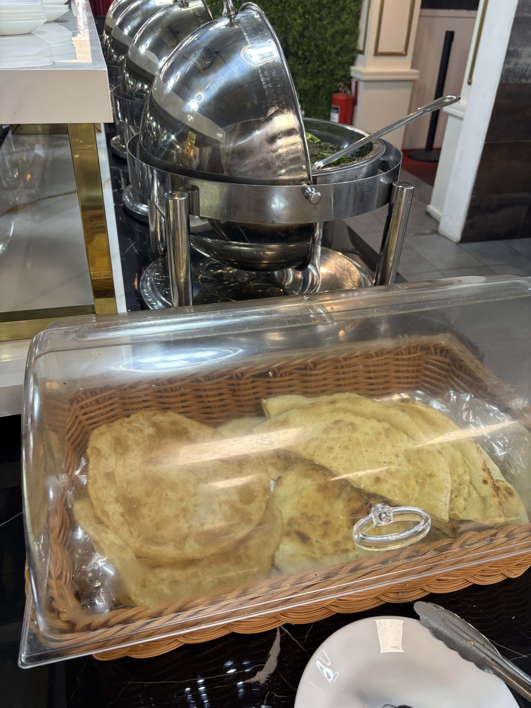 Bild från Royal Sweets & Restaurant av Madiha S. (2025-04-18)