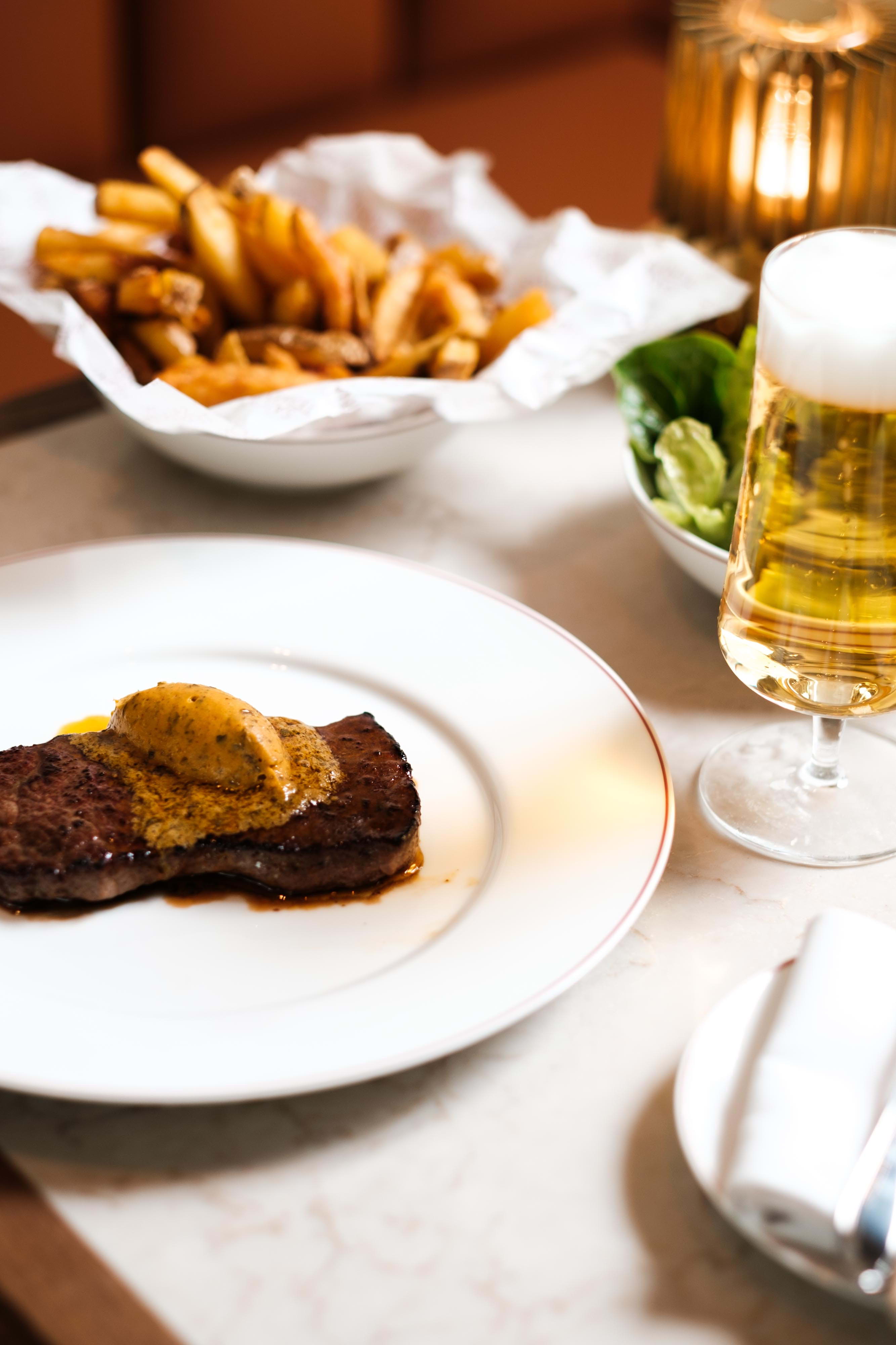 Salon Terminal – Lunch in the city