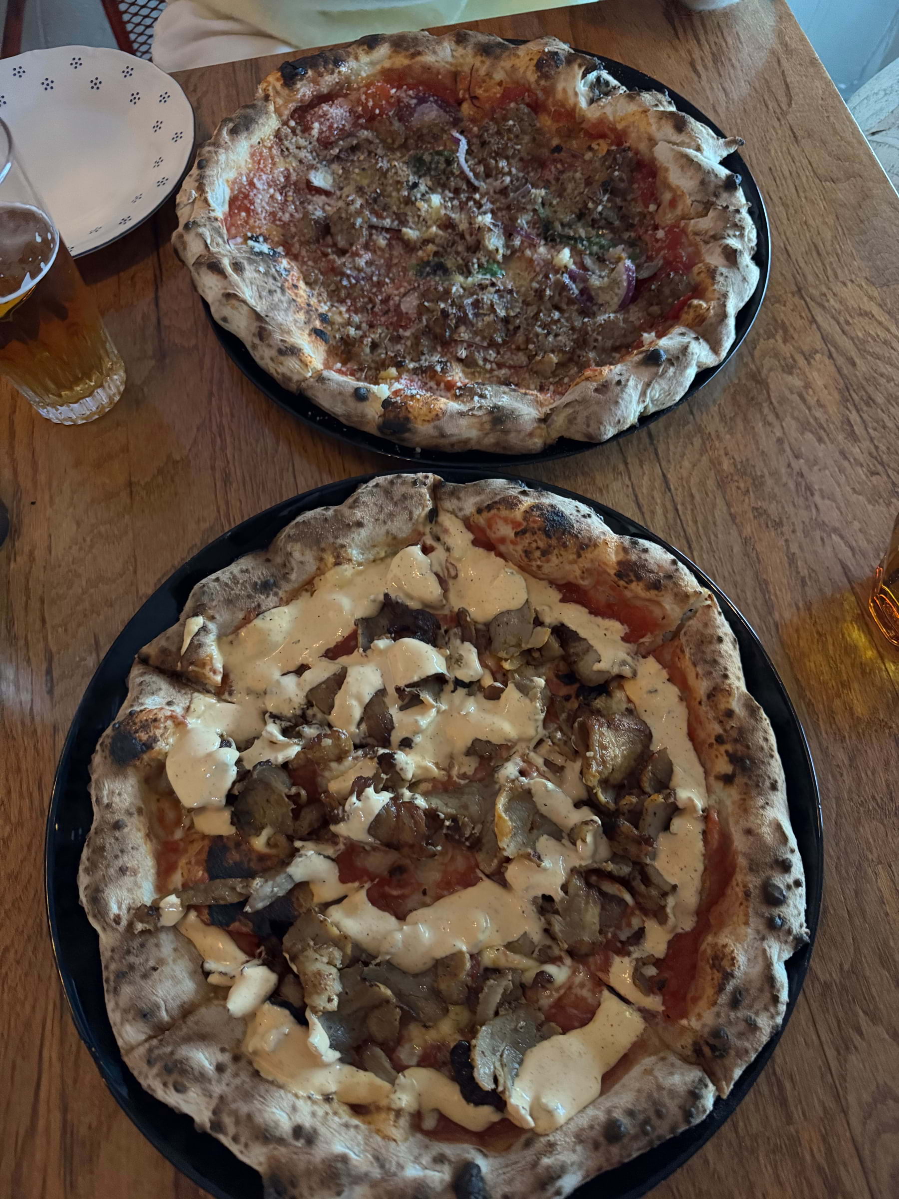 Salsiccia & kebabpizza – Bild från Savoj Pizza Vasastan av Julia H. (2025-05-11)
