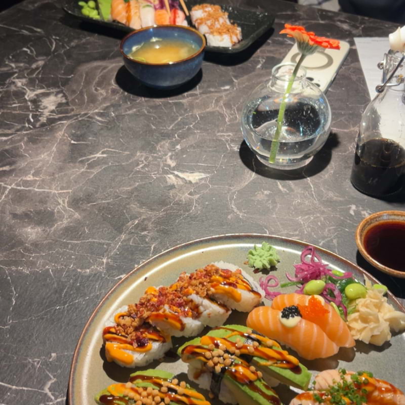 Bild från SG Sushi & Thai av Madiha S. (2025-06-02)