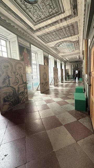 Alkemi i korridor &ndash; Photo from Skoklosters slott by Johan&nbsp;N. (26/06/2026)