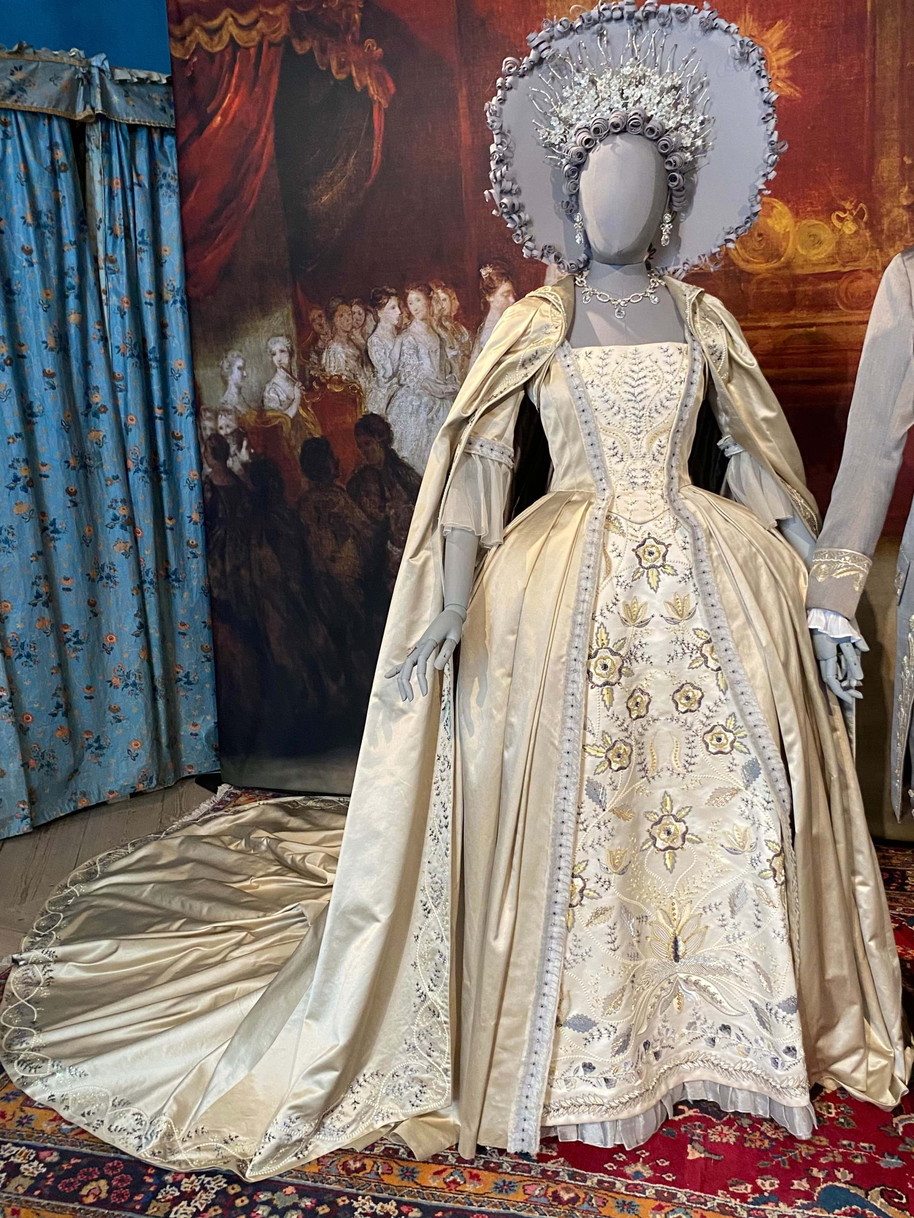Ett av klänningarna i verkligheten👗 – Photo from Skoklosters slott by Anna L. (15/07/2025)