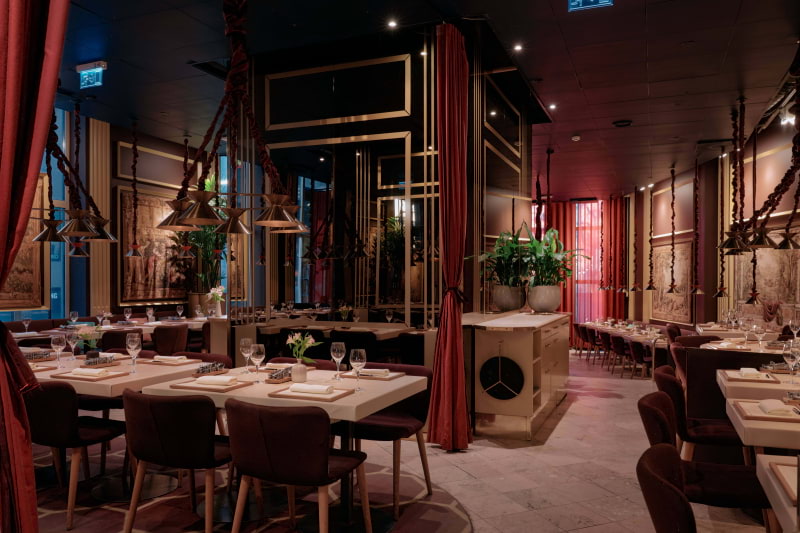 Omslagsbild till listan lunch av Azi M.