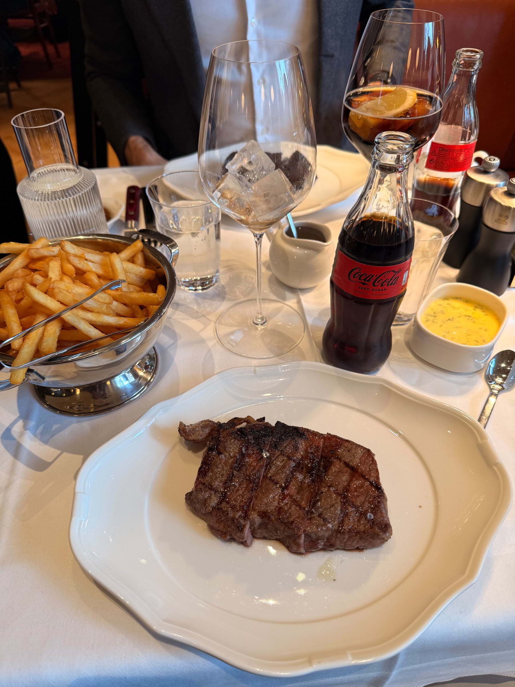 Photo from Sperling & Co by Adam L. (07/11/2025)