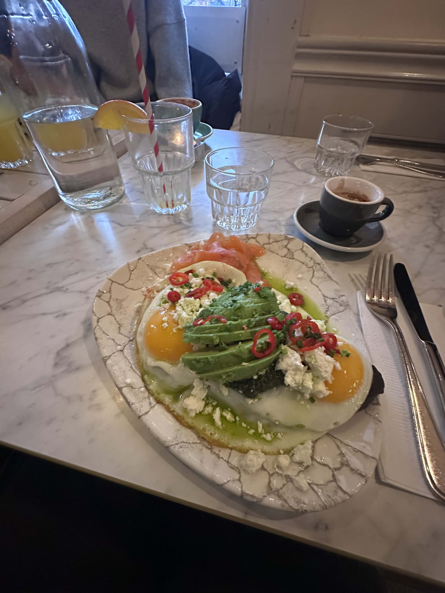 Pesto eggs with salmon – Bild från STHLM Brunch Club Dalagatan av Daniel S. (2024-12-06)