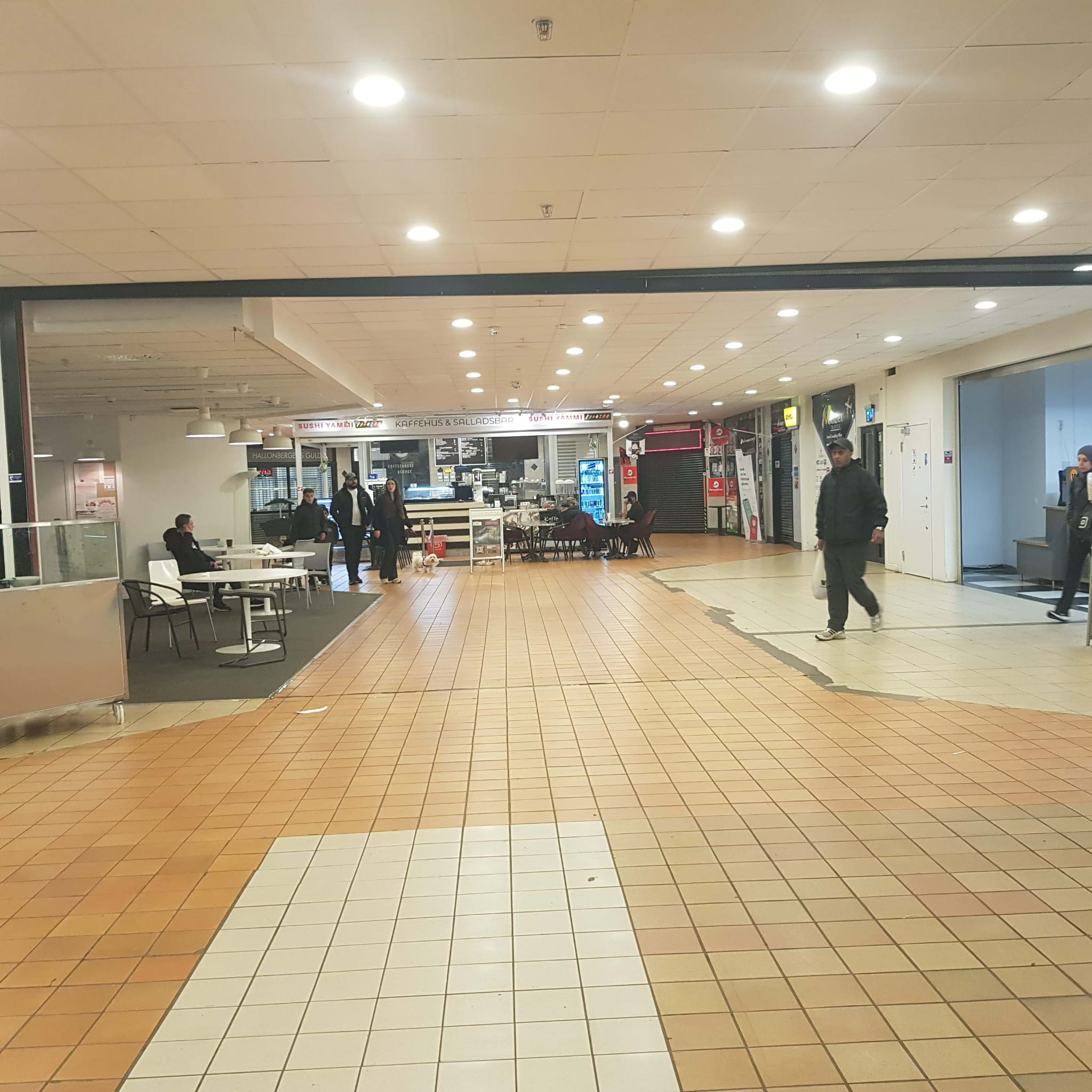 Sushi Yammi är den bästa sushi-restaurangen i Sundbyberg – Bild från Sushi Yammi av Amdad H. (2025-11-07)