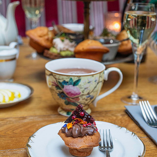 Afternoon tea &middot; Swing by Golfbaren