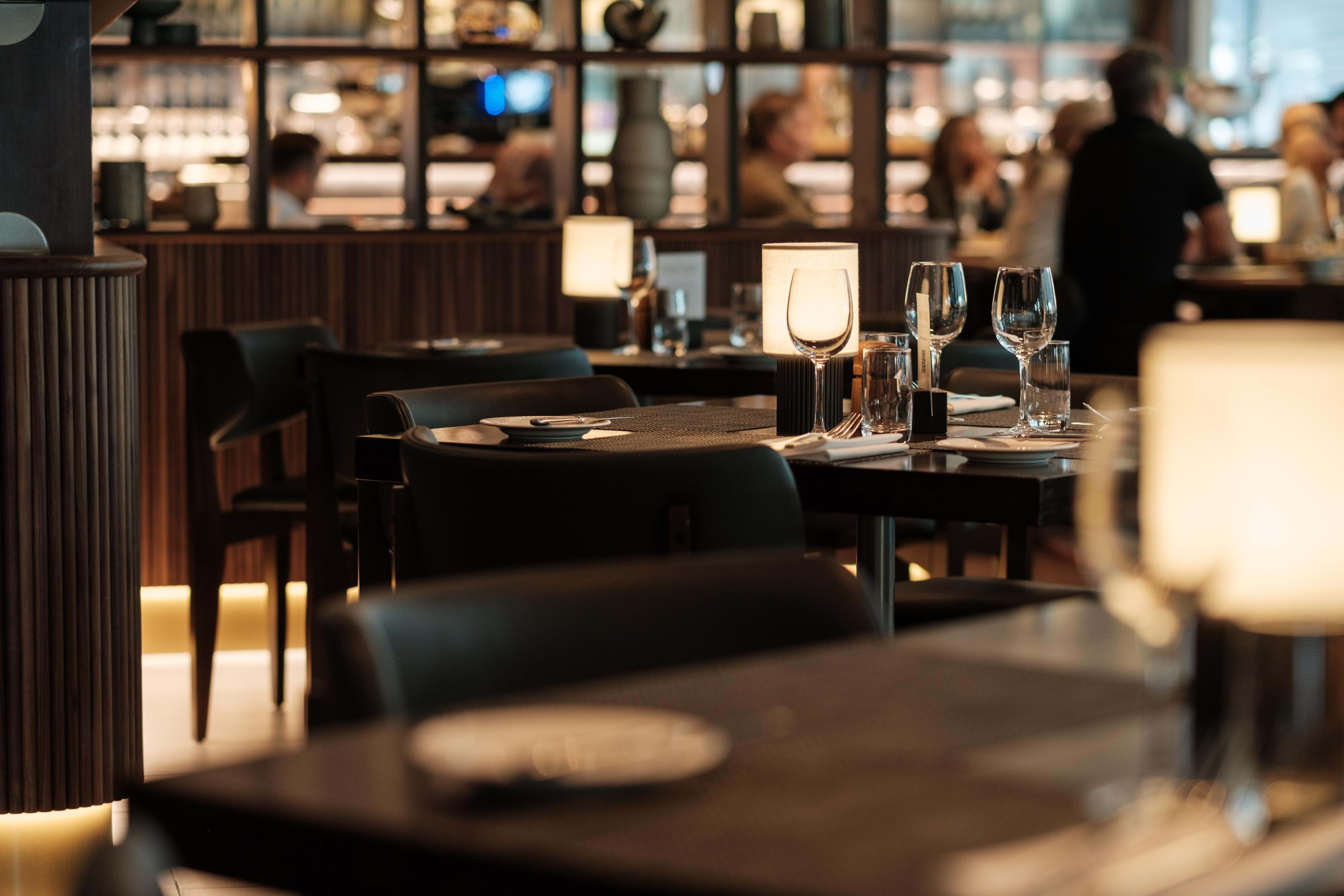 The Lounge Bar & Restaurant – Designrestauranger
