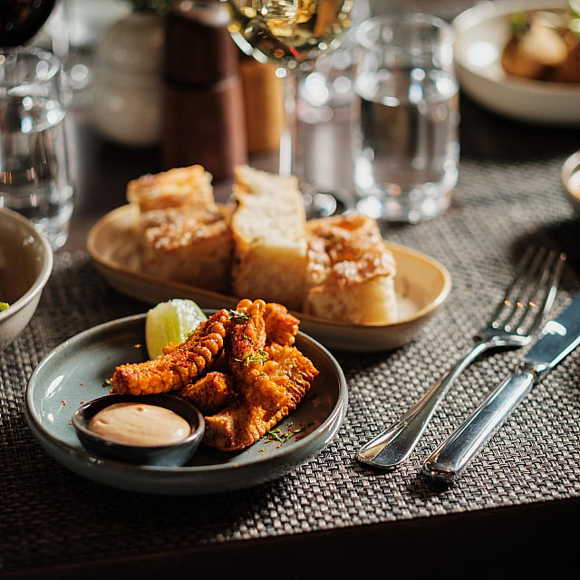 The Lounge Bar & Restaurant