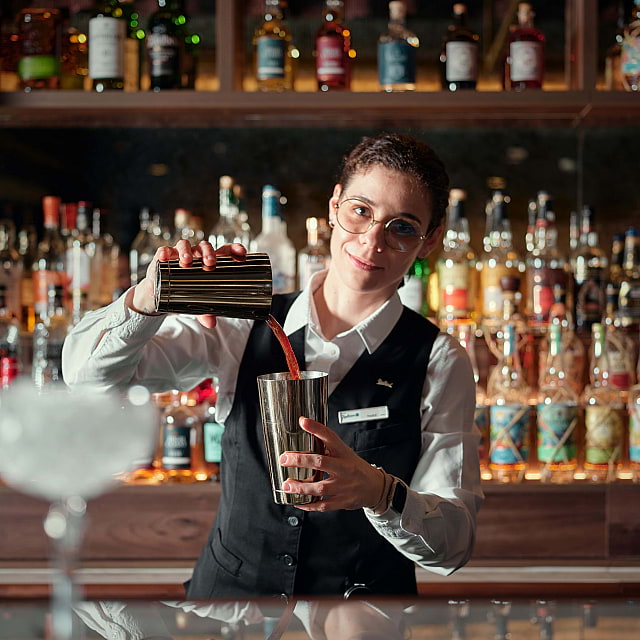 The Lounge Bar & Restaurant