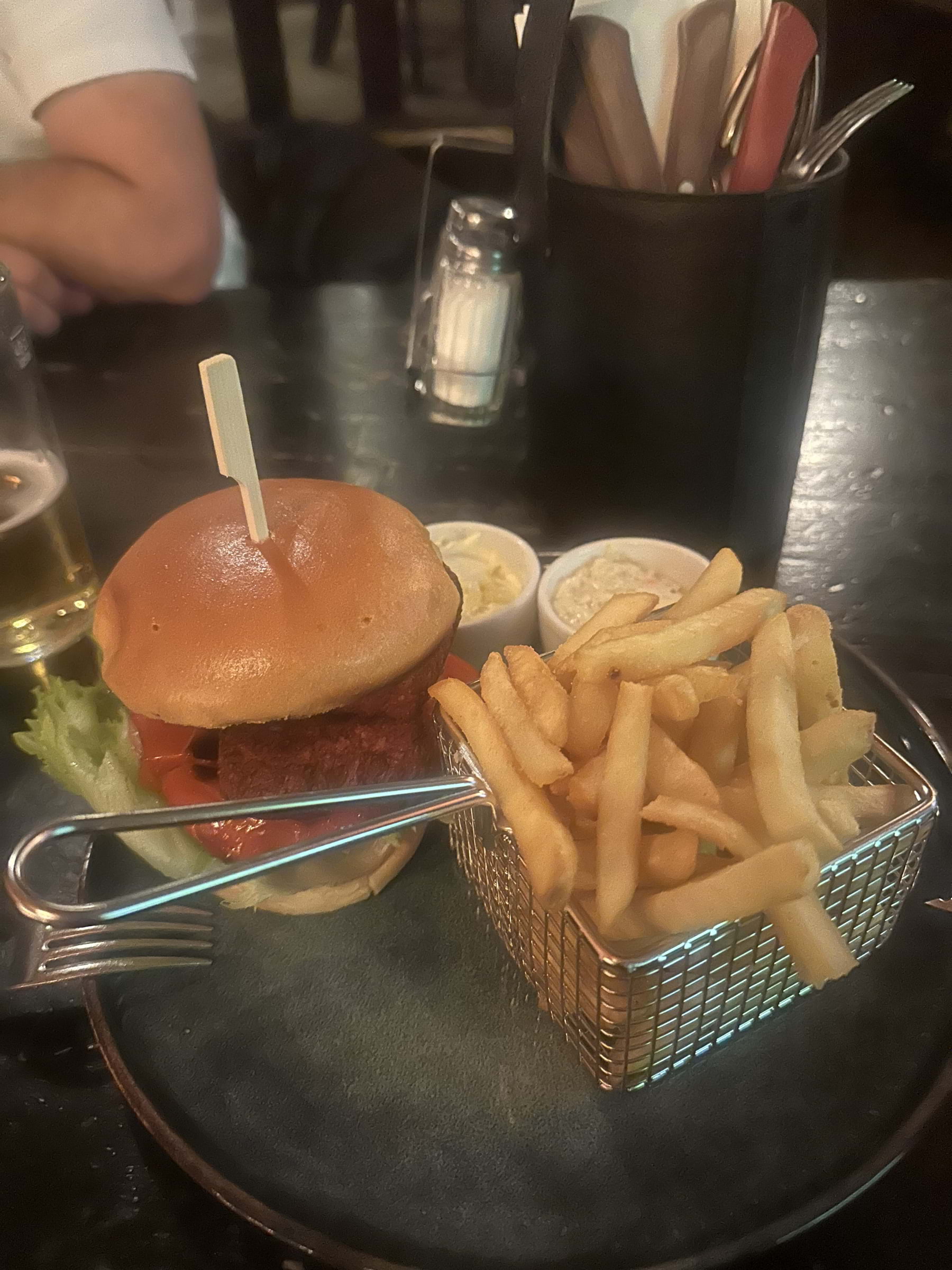 Halloumiburgare – Bild från The Auld Dub av Fredrik J. (2025-11-17)