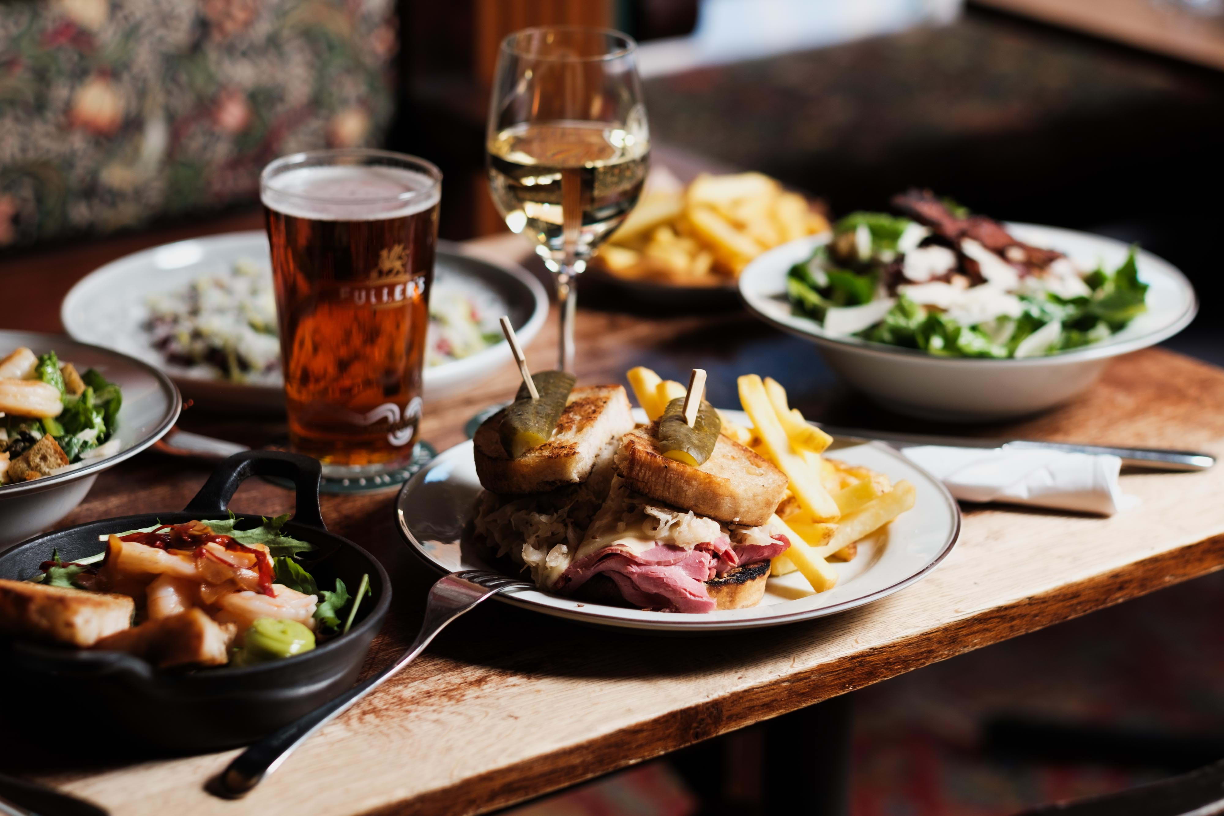 The Churchill Arms – Pubs