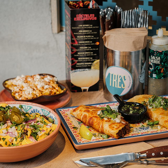 Tres Taco Joint