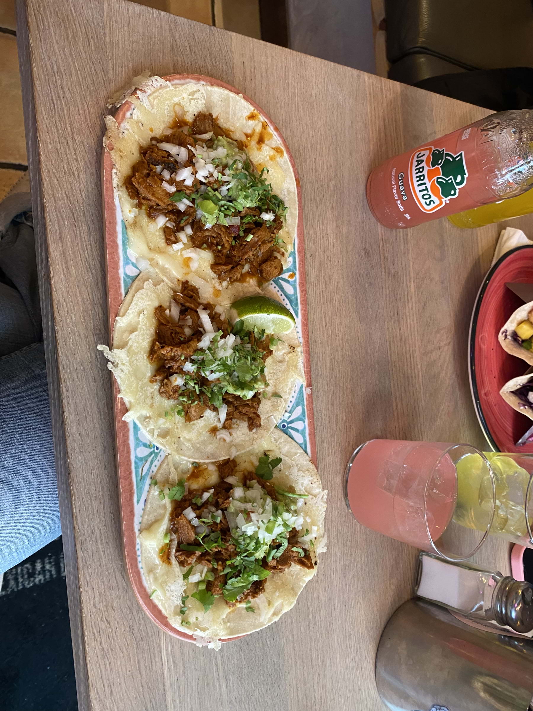 Bild från Tres Taco Joint av Saga W. (2025-05-10)