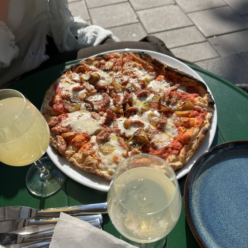 Bild från Tropical un pezzo d'Italia av Elsa L. (2025-06-09)