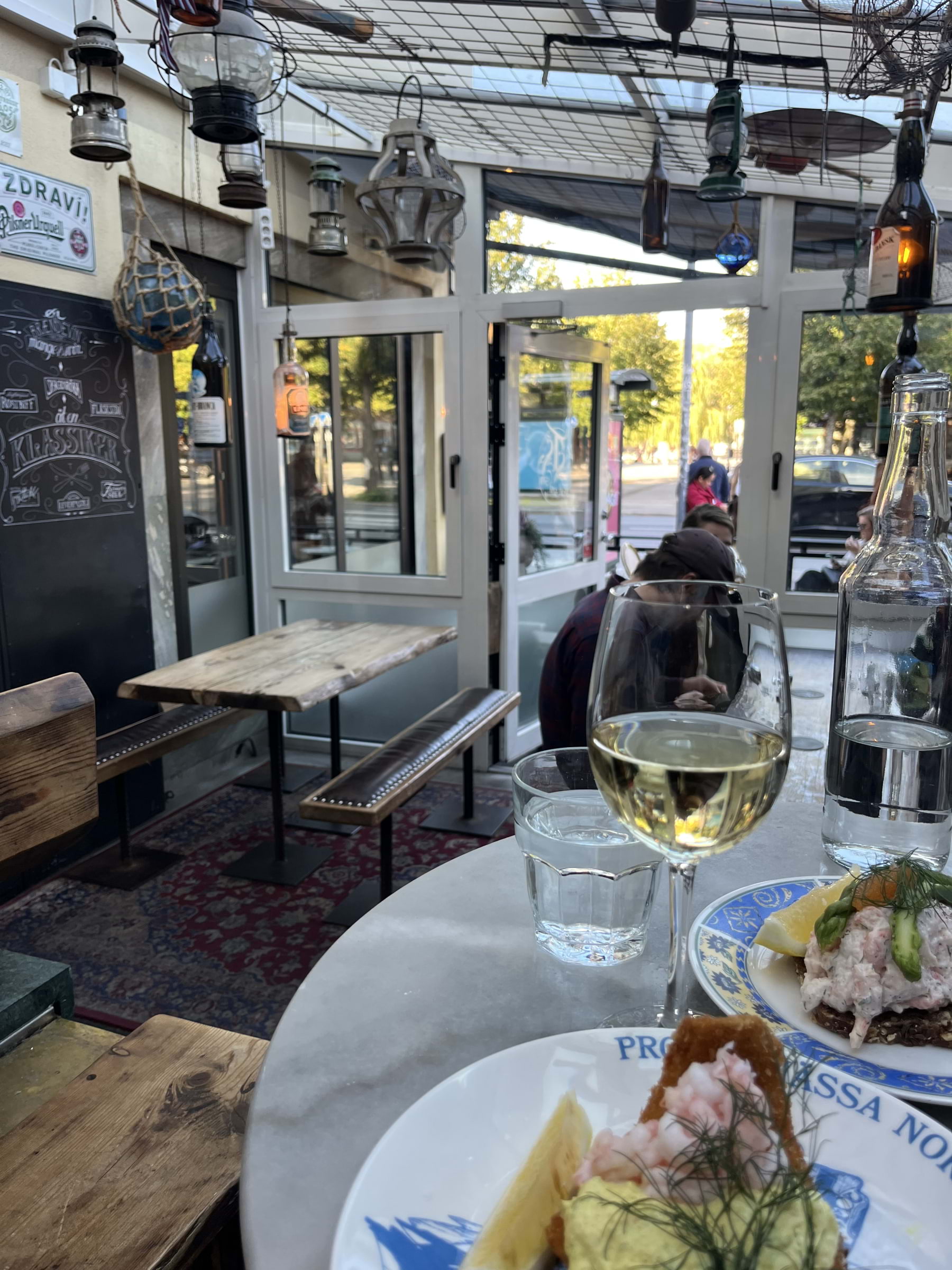 Bild från Två små svin av Moa L. (2025-09-28)