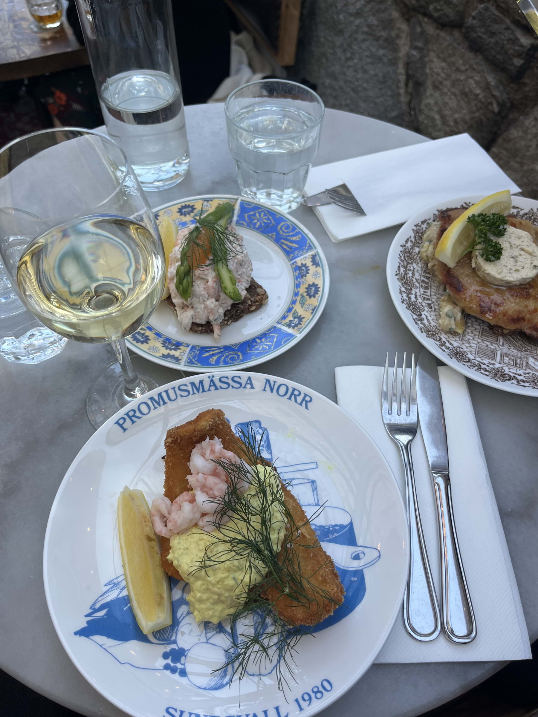 Bild från Två små svin av Moa L. (2025-09-28)