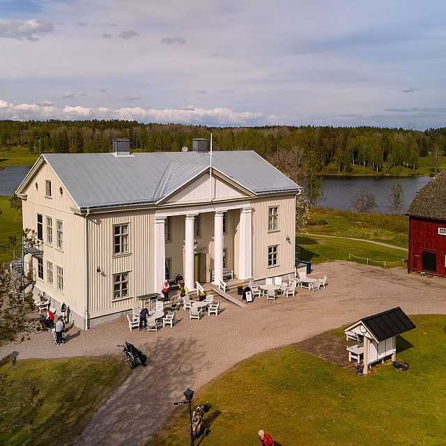 Forsbacka herrgård
