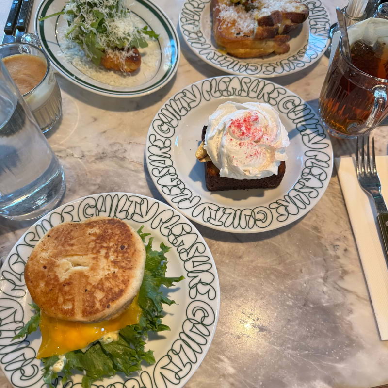 Photo from Guilty Pleasure Café by Julia H. (19/10/2025)