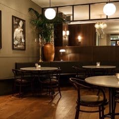 Vasas Bar och Matsal