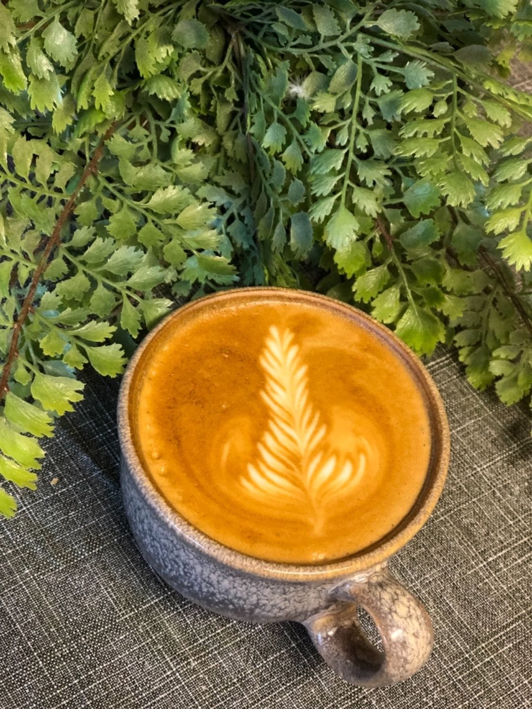 Cappuccino gjord på La Bomba bönor – Bild från Vallentuna Stenugnsbageri Centrum av Therese J. (2019-09-27)