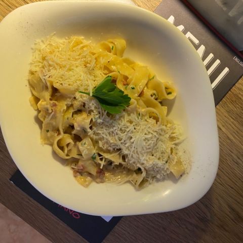 Min väns carbonara  – Photo from Vapiano Kungsbron by Annelie V.