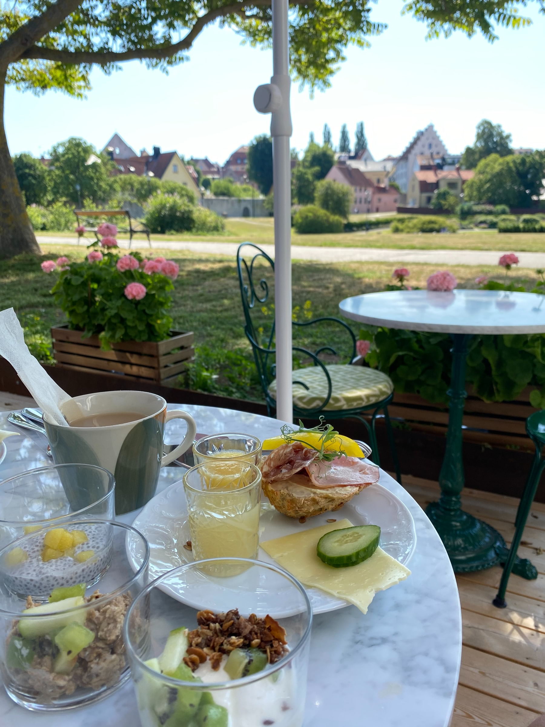 Frukostbuffé – Bild från Villa Alma av Adam L. (2021-07-18)