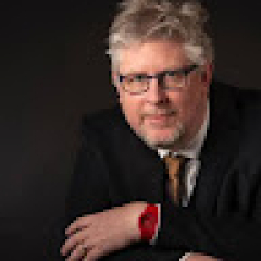 André  R.